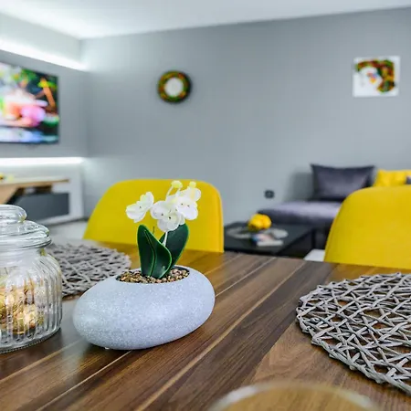 Cozy And Stylish 2 Апартамент