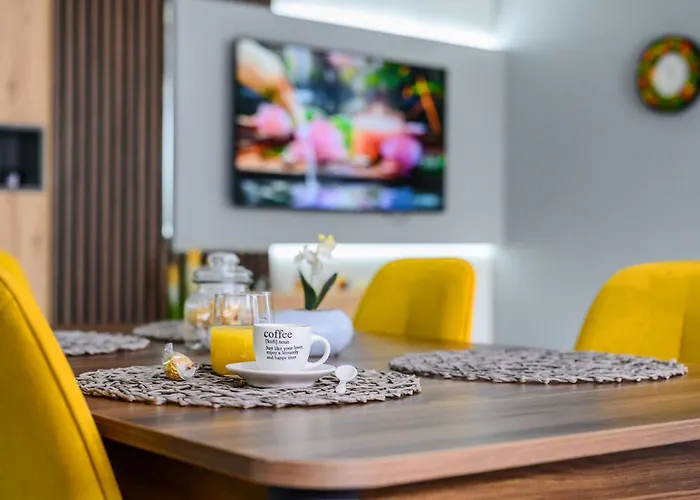 Cozy And Stylish 2 * סטרה זגורה