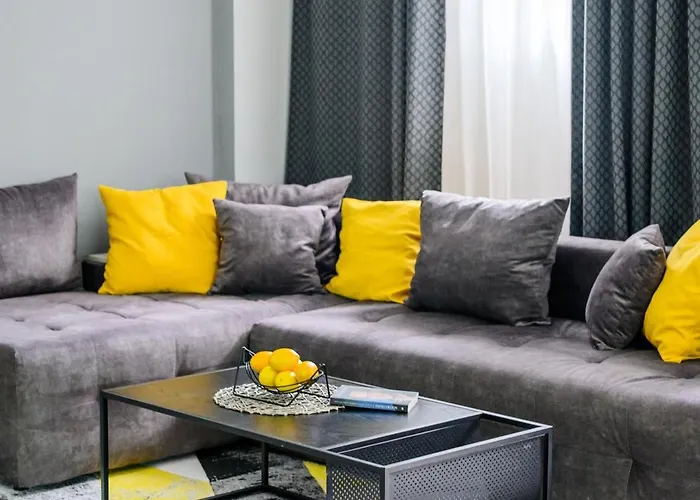 Cozy And Stylish 2 סטרה זגורה